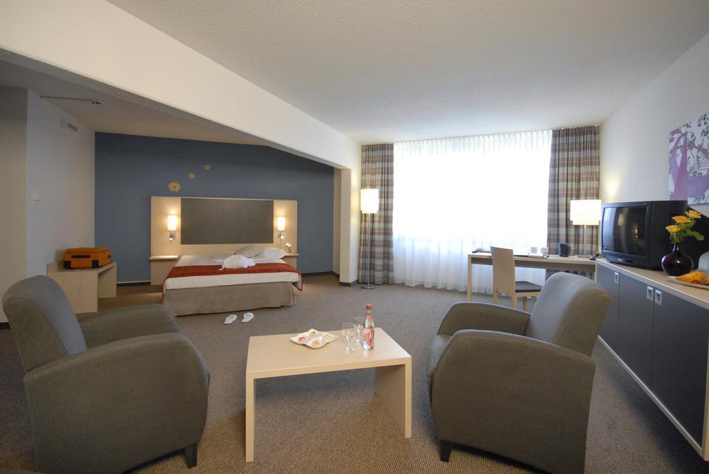 Mercure Bonn Hardtberg Rum bild